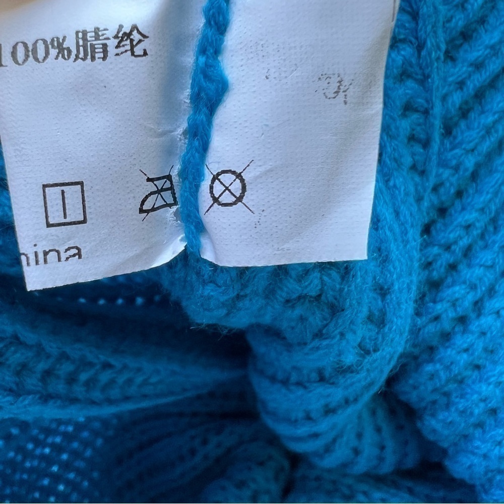 Golden Earth Studio Crew Neck Sweater in Blue Size Medium - Picture 9 of 10